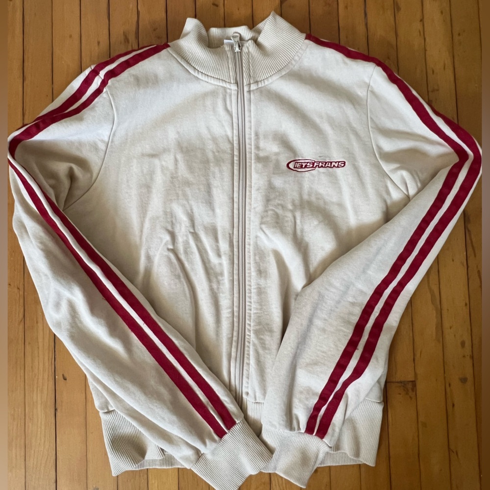 iets frans fleece with red stripes